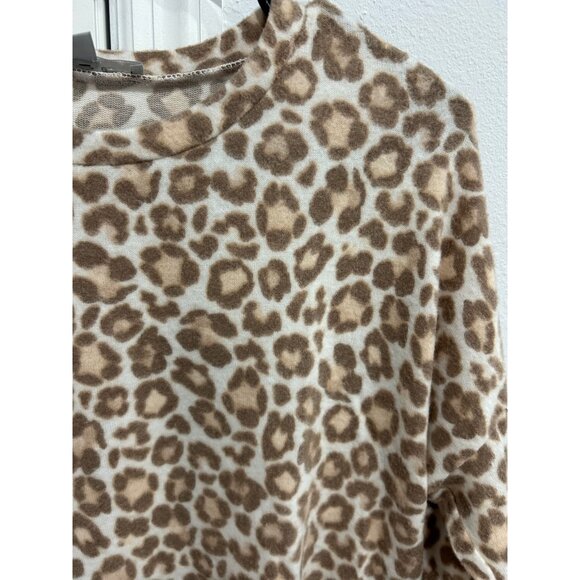 Gaze Leopard Print Crewneck Long Sleeve Crop Top Tan White Sz Small Animal Print - Picture 4 of 9